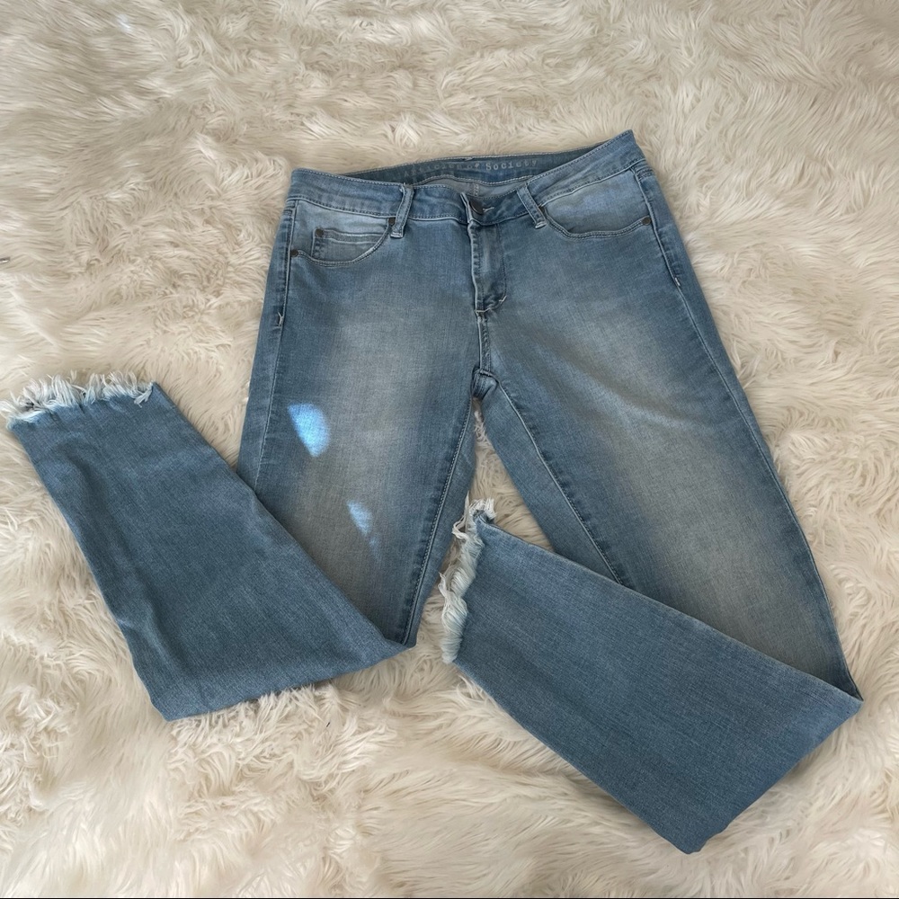 Articles of Society Jeans Women’s Size 27 raw hem